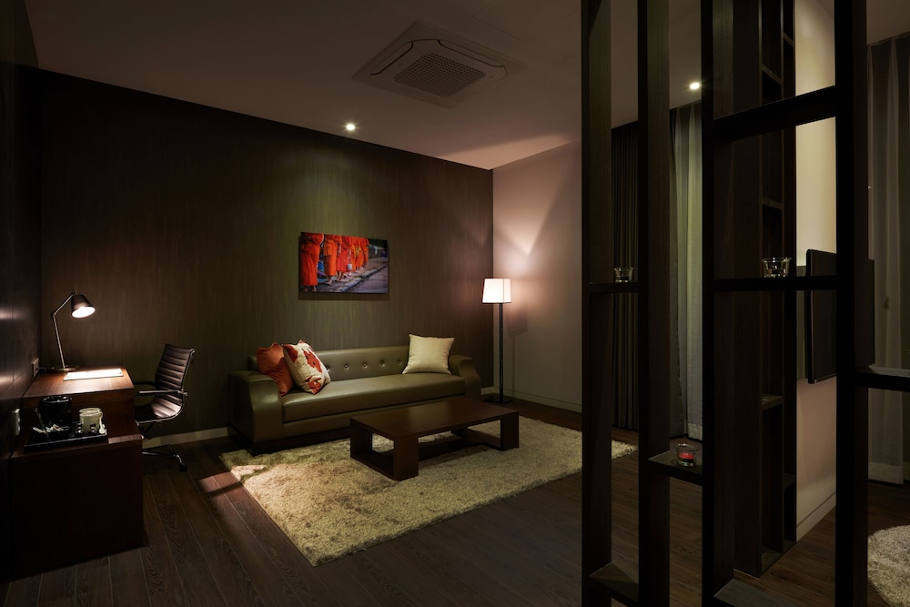 The Classic Hotel 40/68