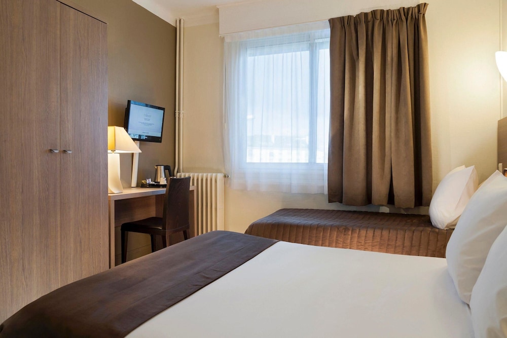 Sure Hotel by Best Western Lorient Centre 12/64