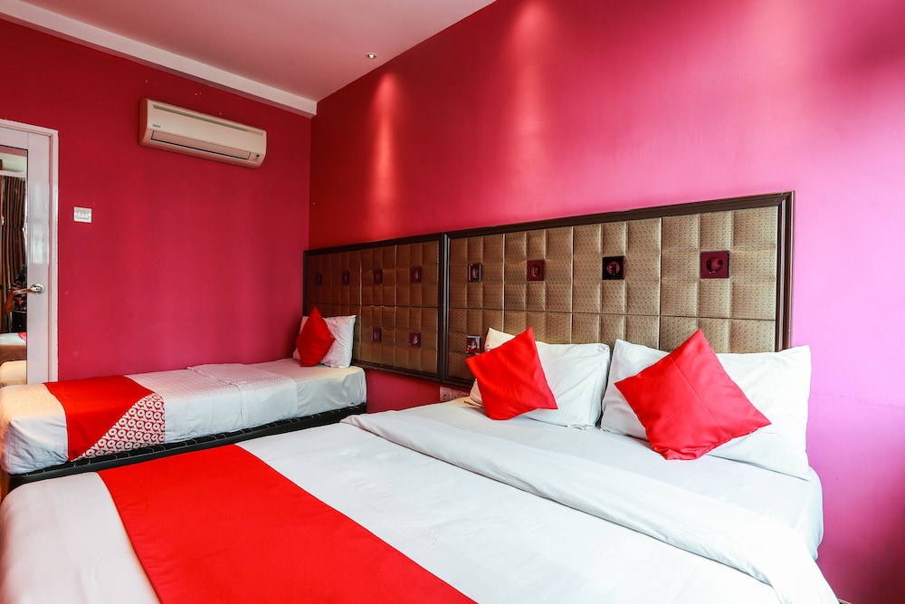OYO 90894 Hotel Smc I-city 26/54