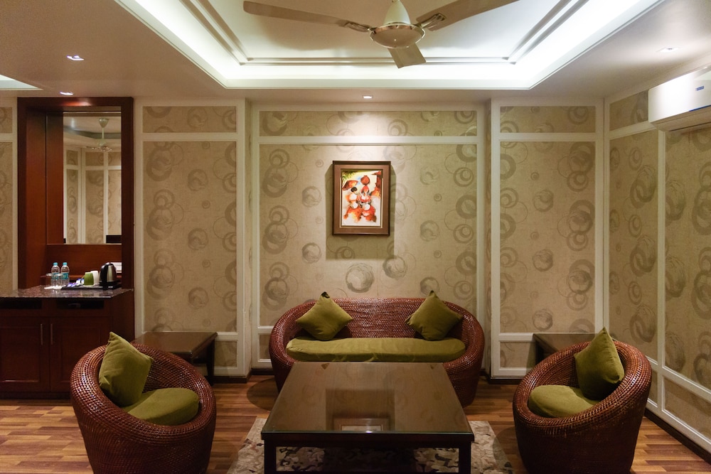 GREEN WOOD RESORT 25/50