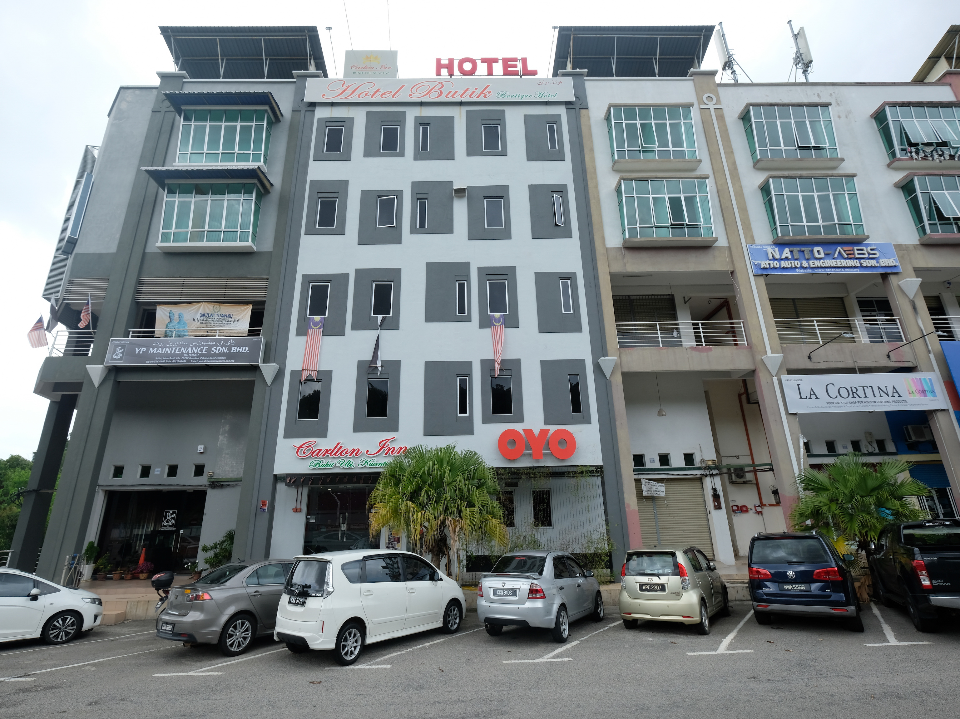 OYO 89492 Carlton Inn Bukit Ubi 31/37
