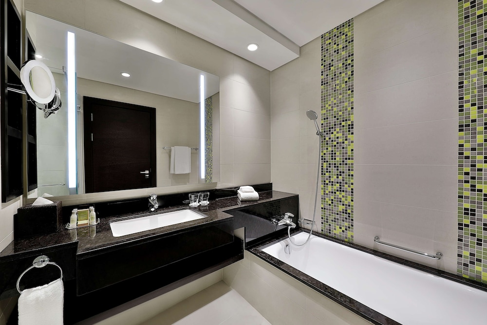 Doubletree By Hilton Doha - Al Sadd 9/62