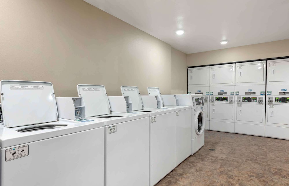 WoodSpring Suites Colorado Springs 36/47
