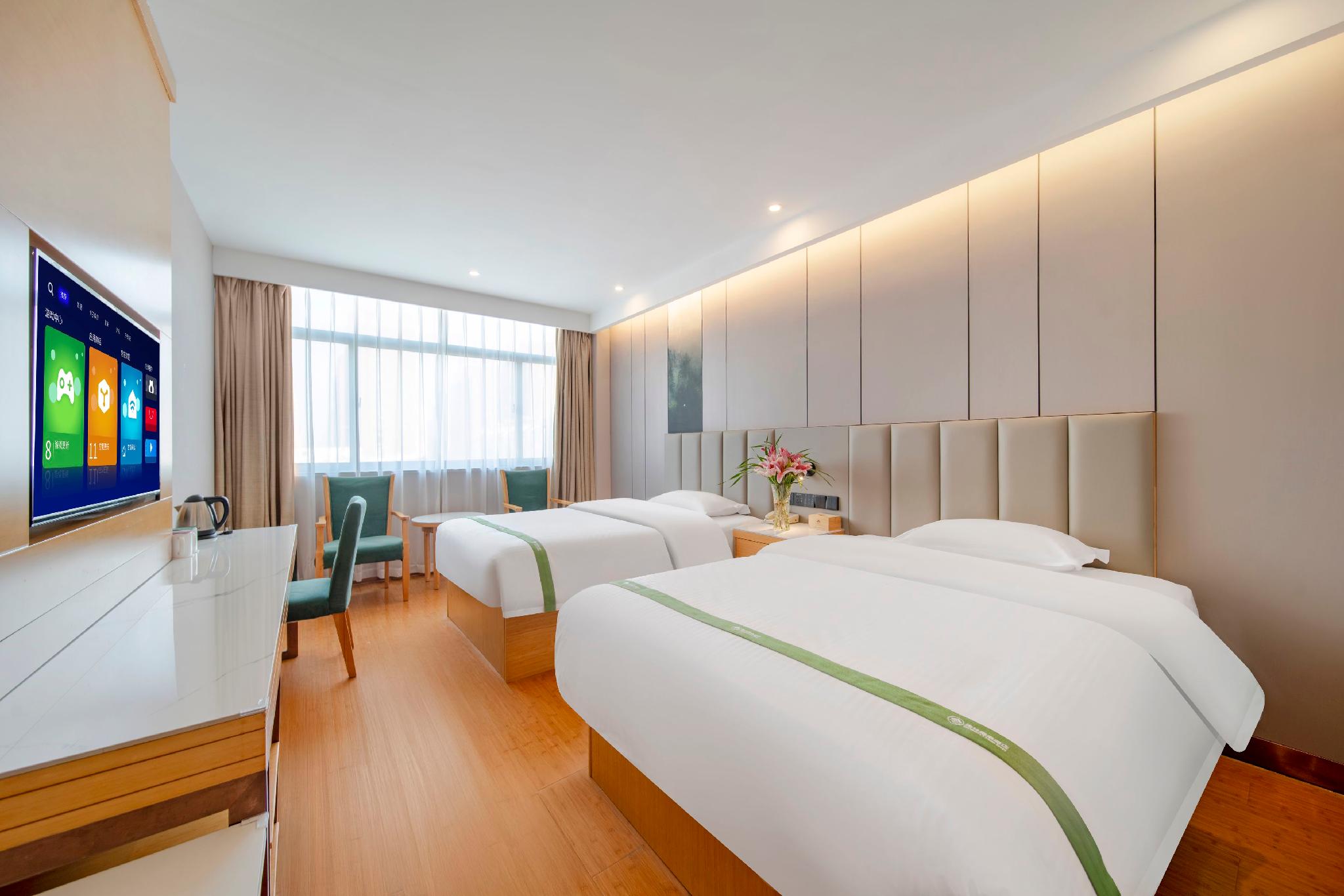 ROOM, TWIN BEDS