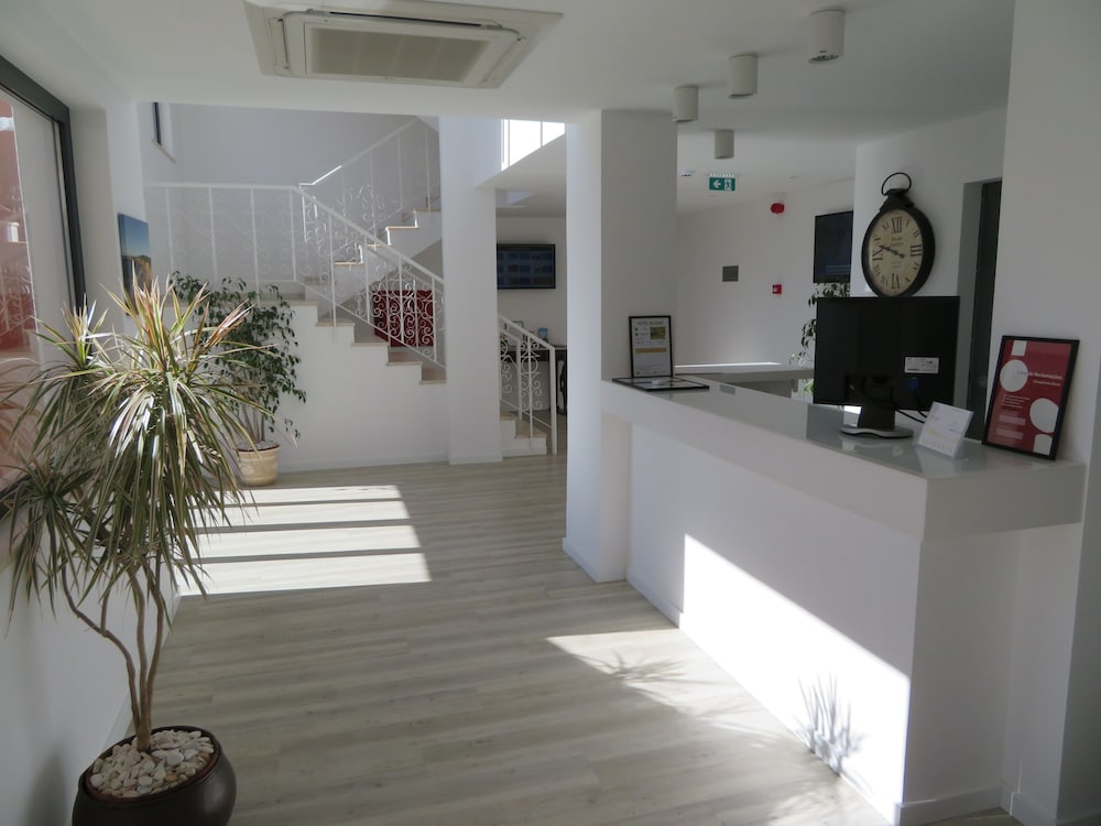 Hotel Alcaide 10/75