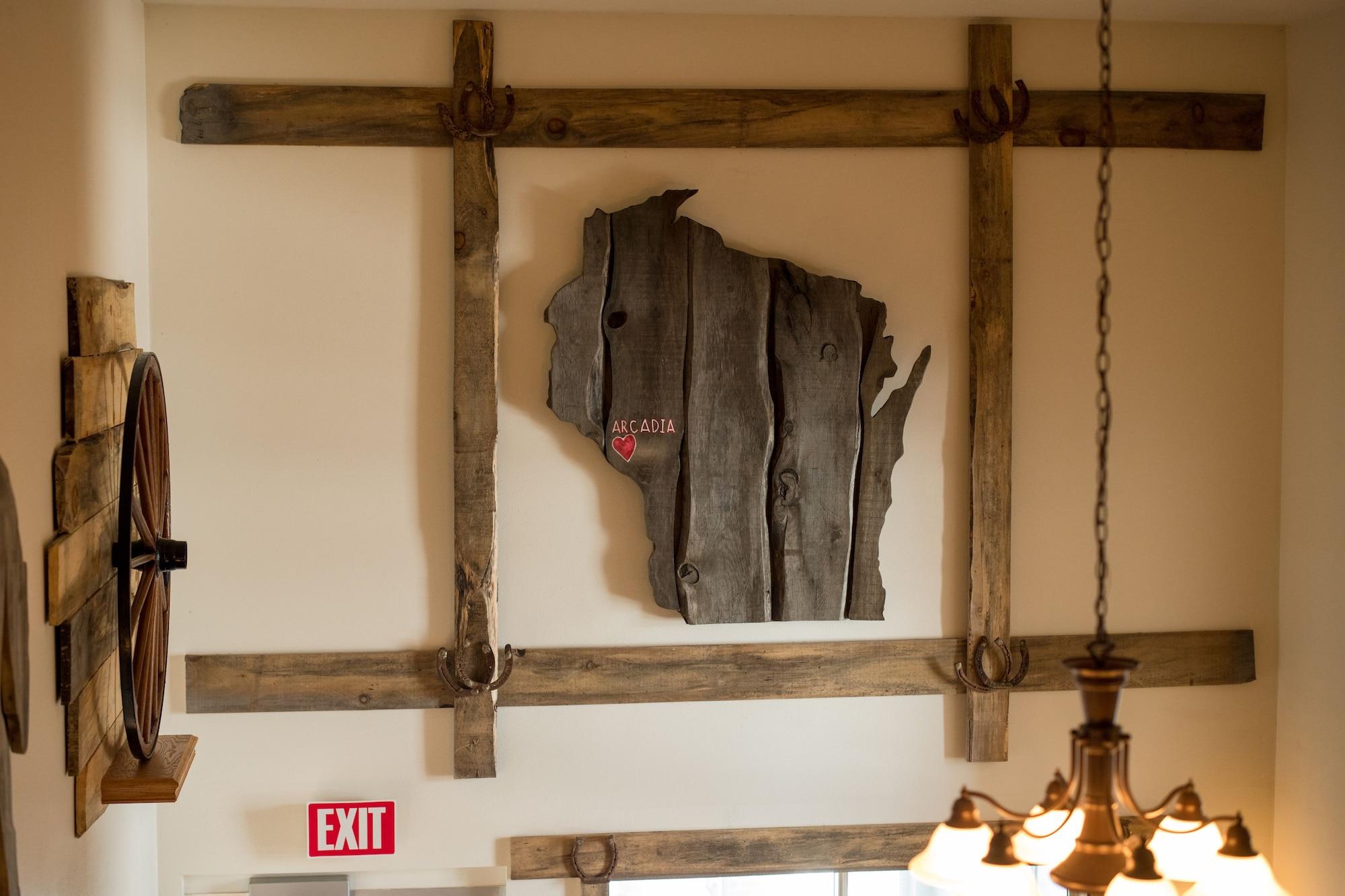 Draft Horse Inn and Suites 4/14