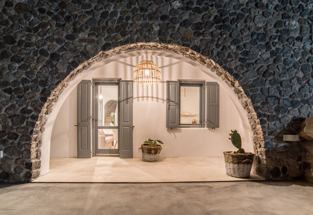 Lagadi Suites 3/67