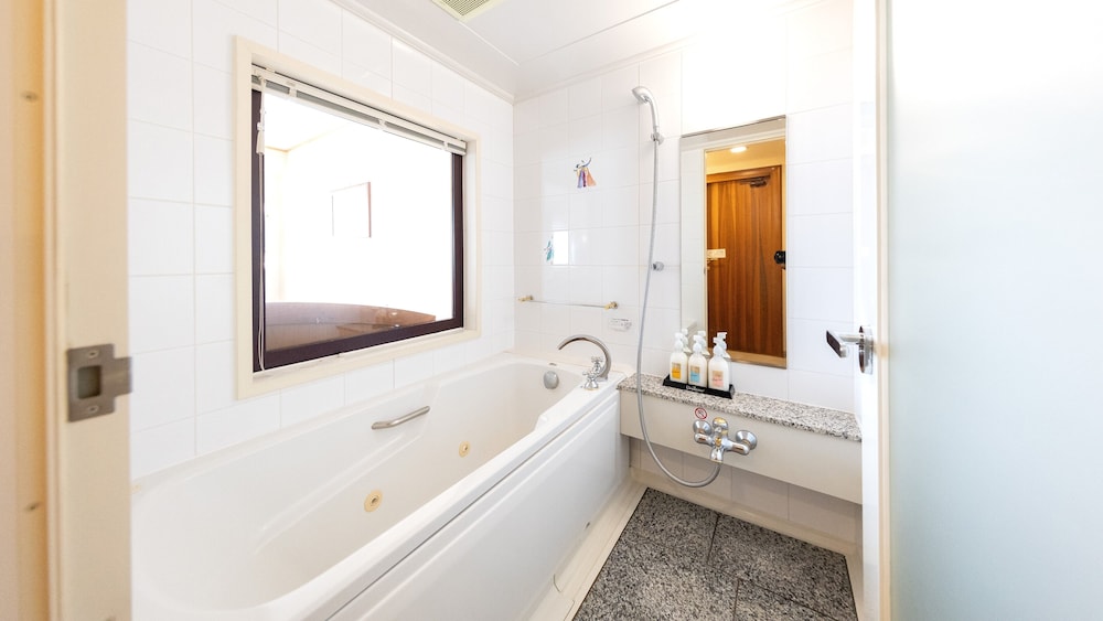 Hotel Bellmare 32/32