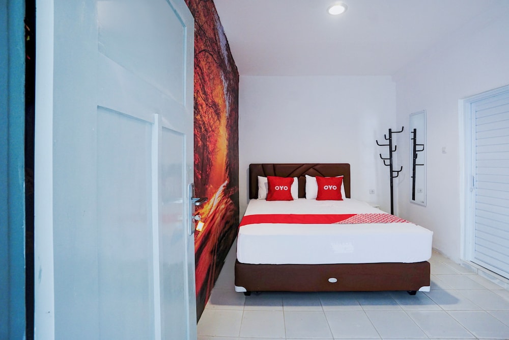 Hotel O Nawangwulan 14/24