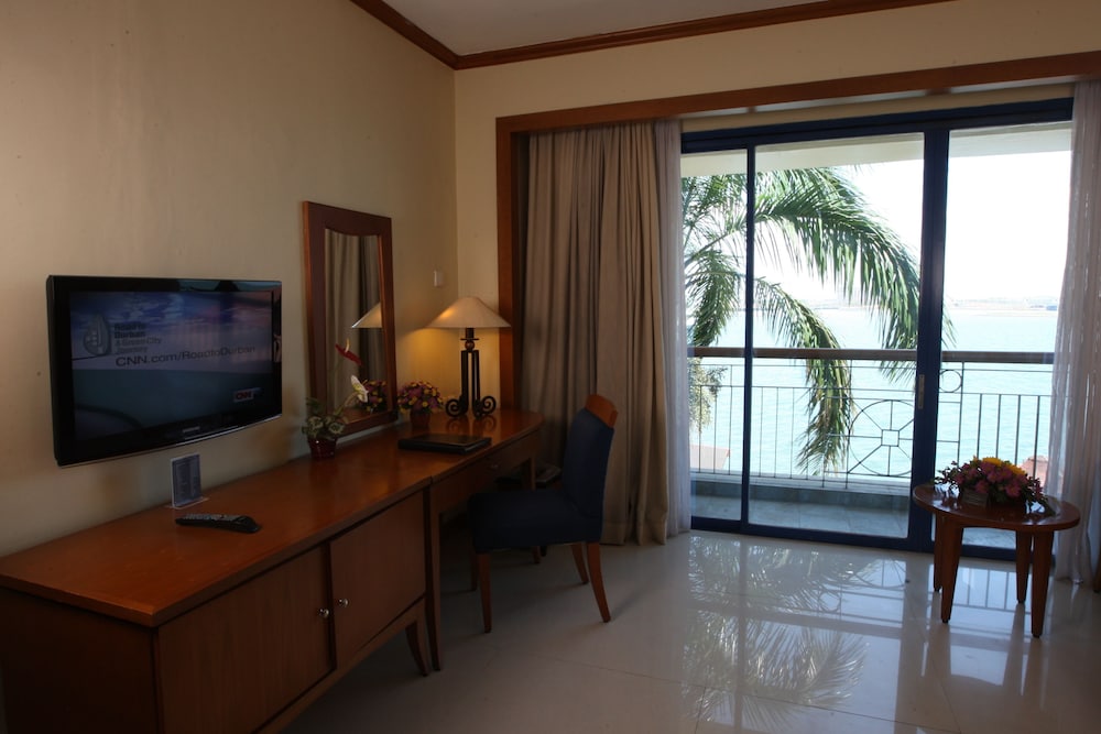 Makassar Golden Hotel 26/46