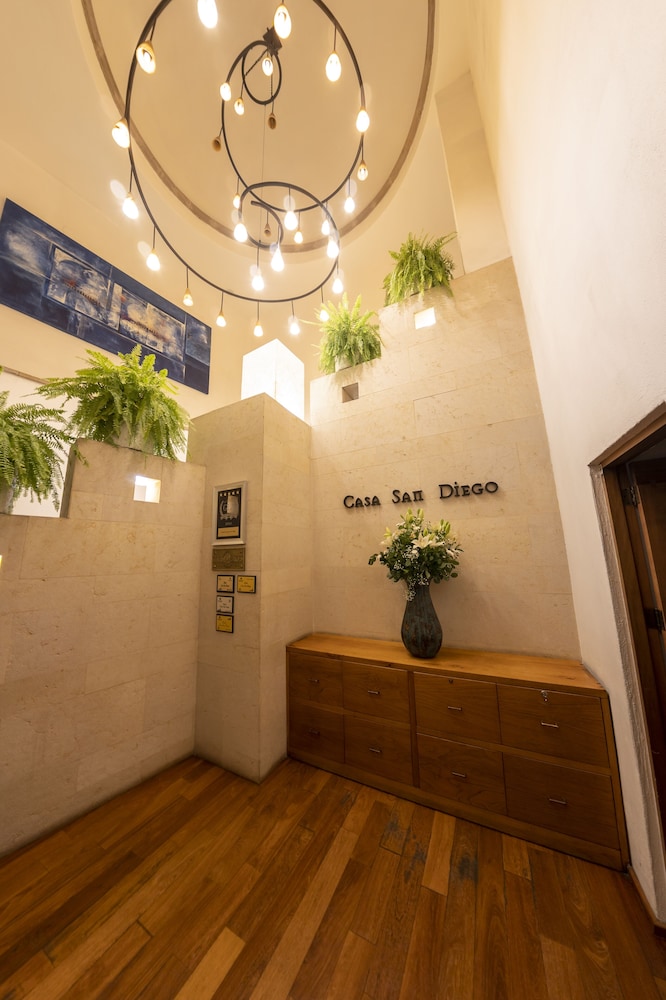 Casa San Diego 7/64
