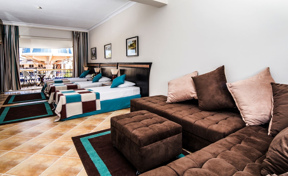 Seagull Beach Resort - Families and Couples Only 29/50