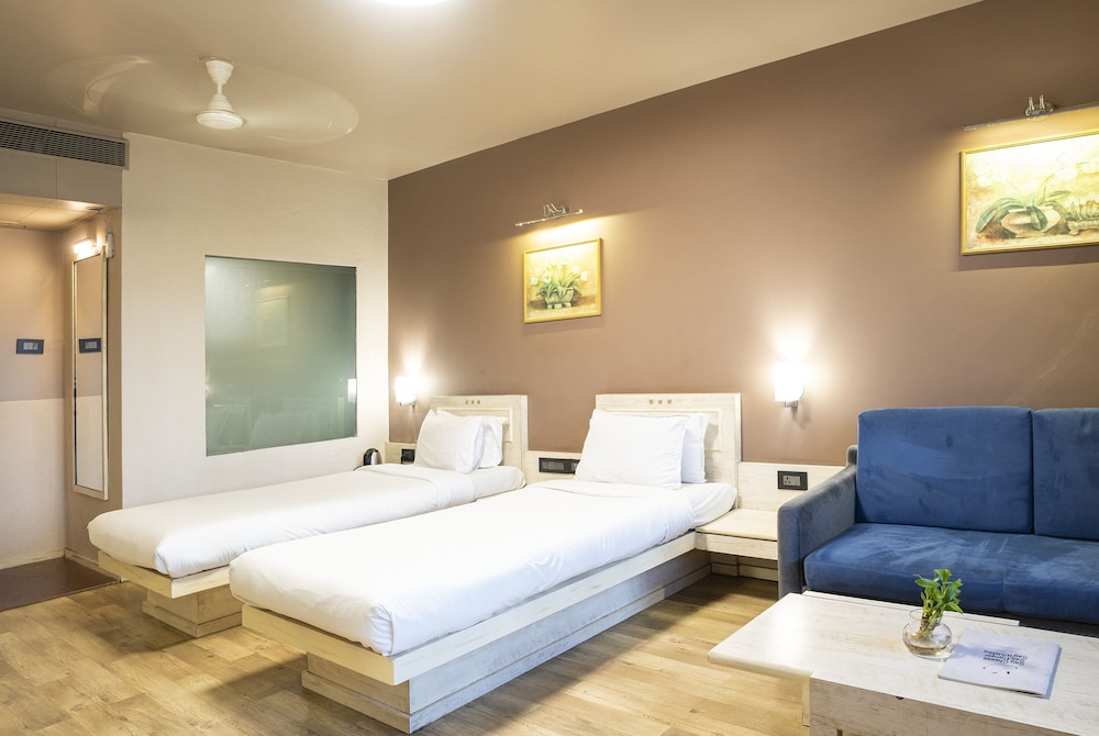HOTEL INFINITI 17/55