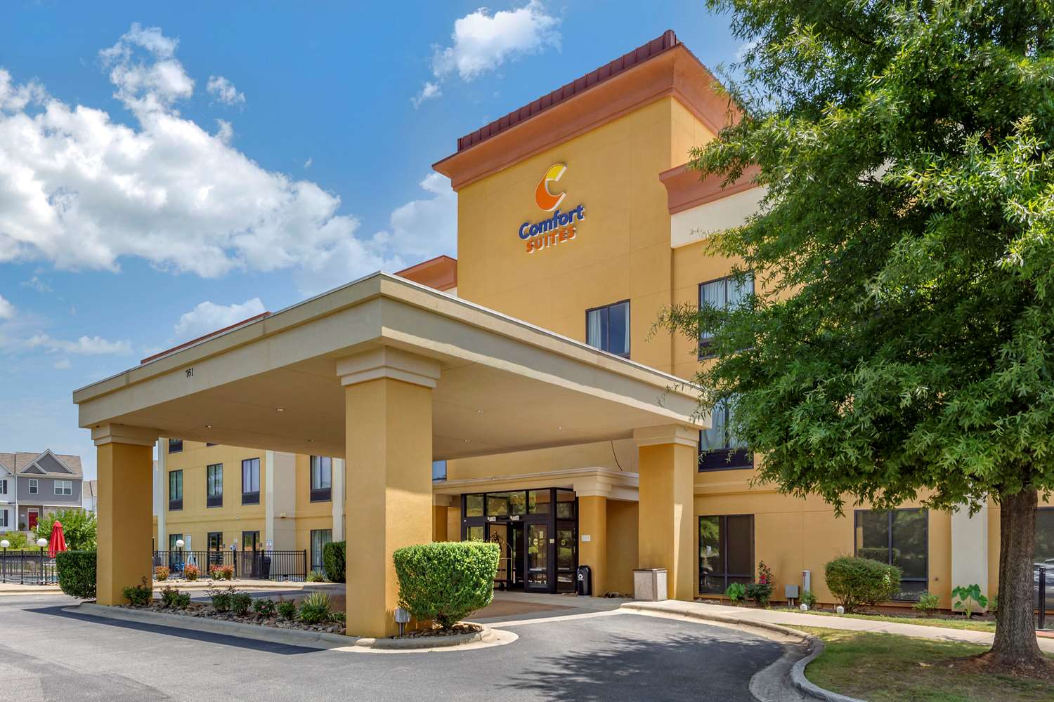 Comfort Suites Clayton Garner 30/31