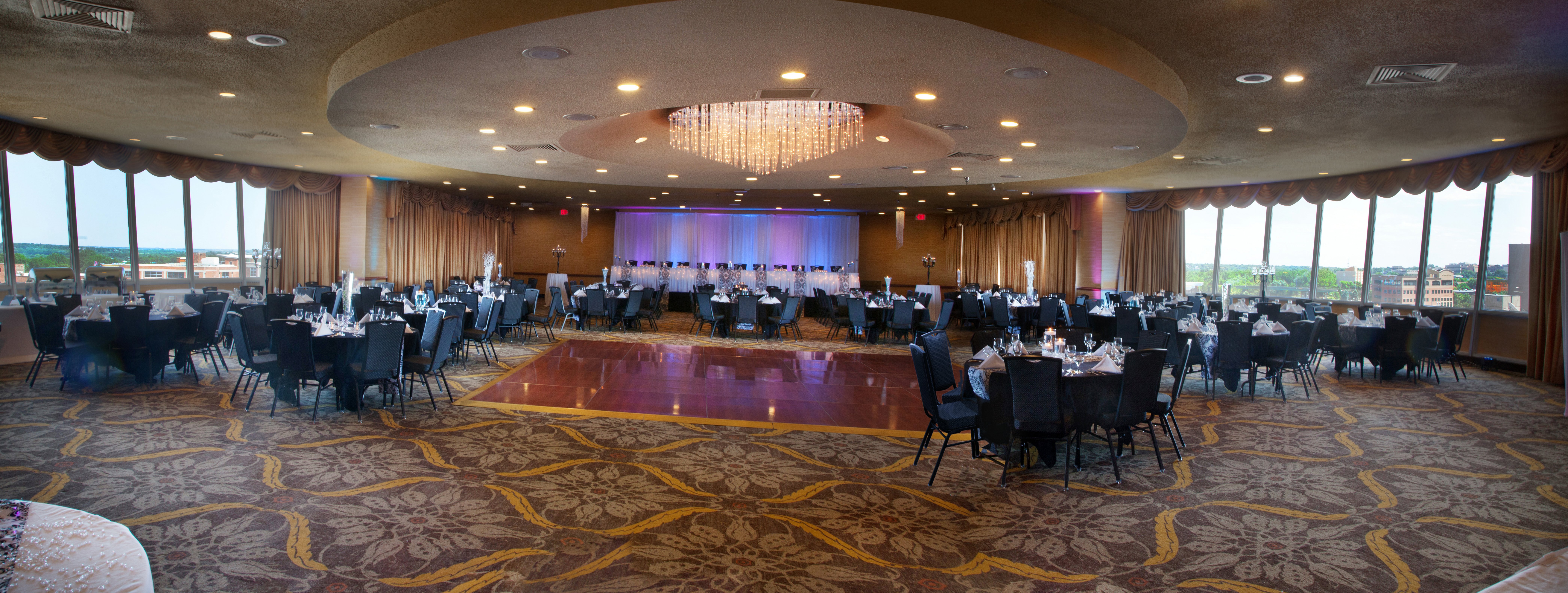 Holiday Inn Sioux Falls-City Centre, an IHG Hotel 36/38
