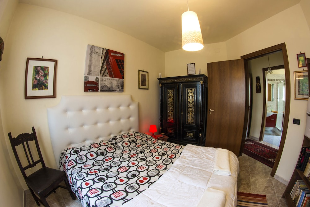 B AND B LUXURY 21/80