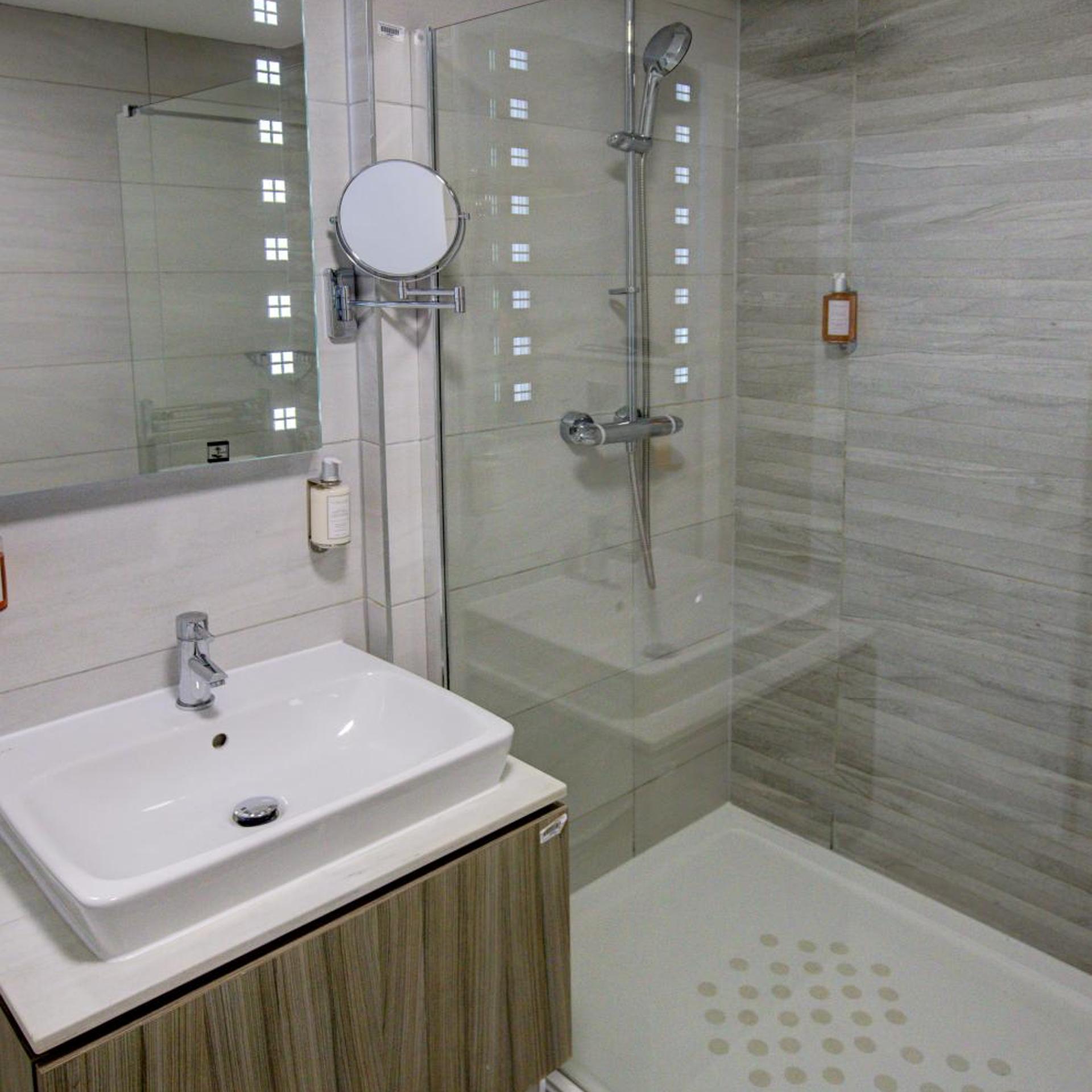 غرفة قياسية بسرير كينج، Best Western Plus Nottingham Westminster Hotel 10/10