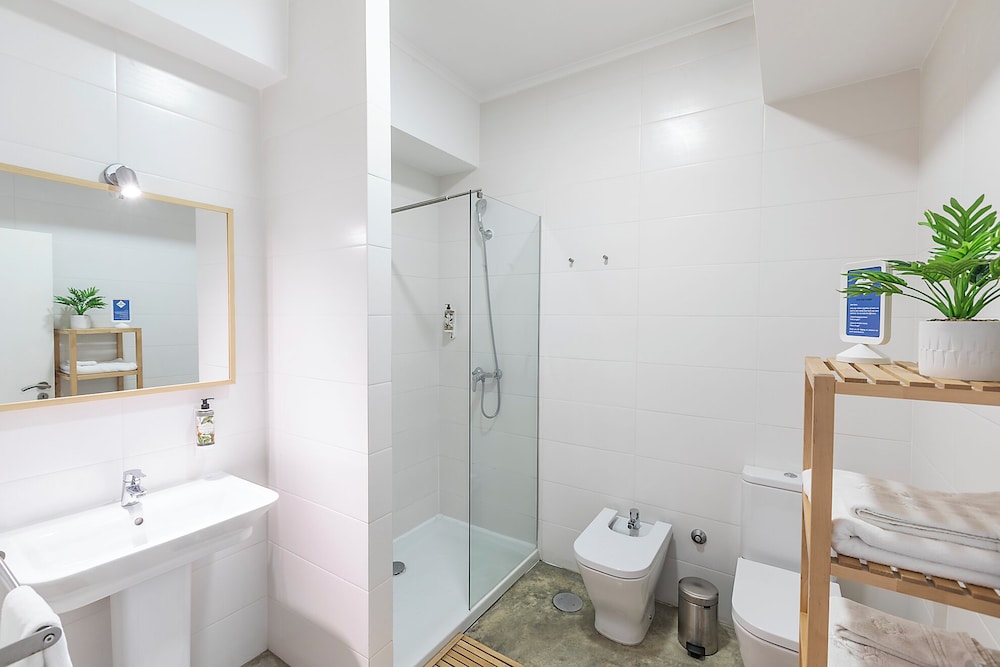 Emporium Lisbon Suites 49/50