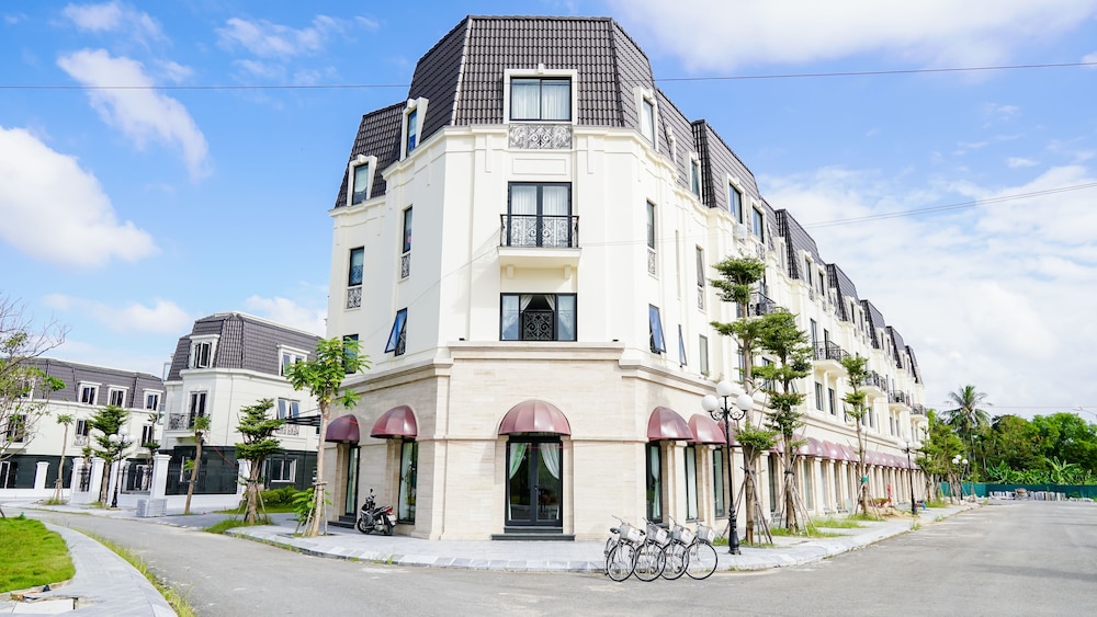 Soleil House Hostel 33/41