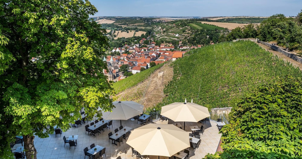 Weinberghotel Edelacker 30/36