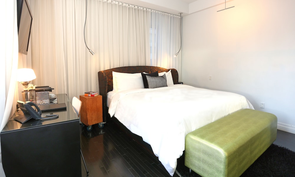Hotel Chez Swann 27/72