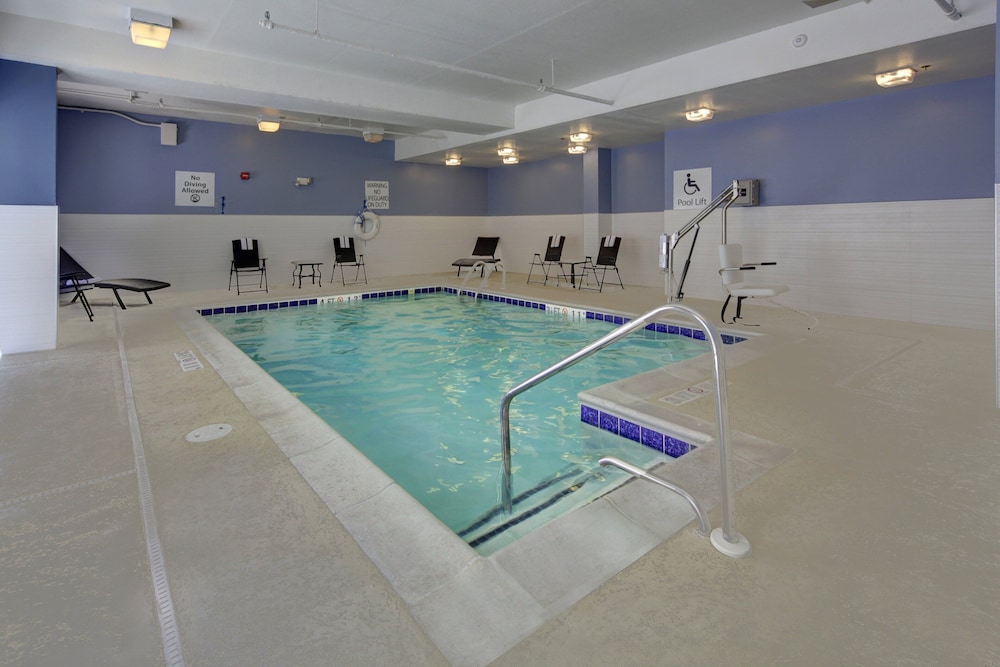 swimming pool spa