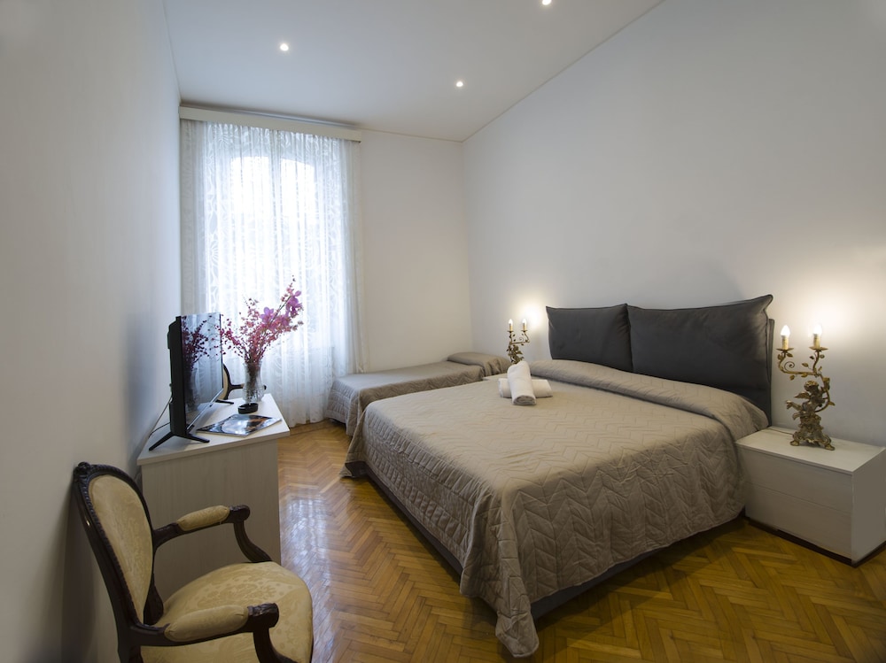 Hotel Alexander 19/50