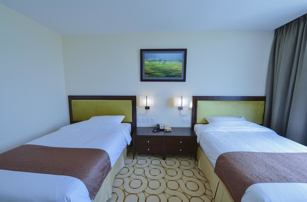 Aristo International Hotel 10/53