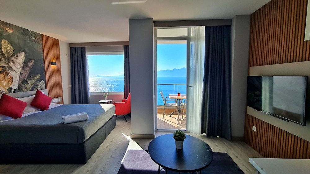 Letstay Panorama Suites 17/50