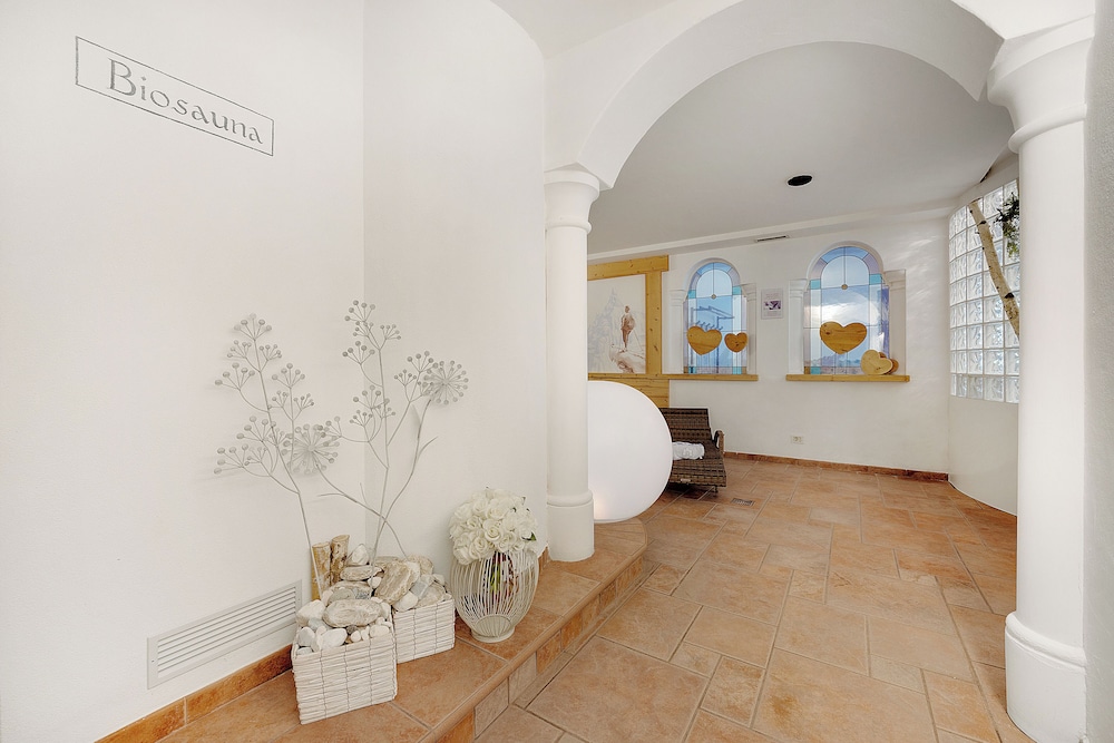 Aparthotel Majestic 9/50