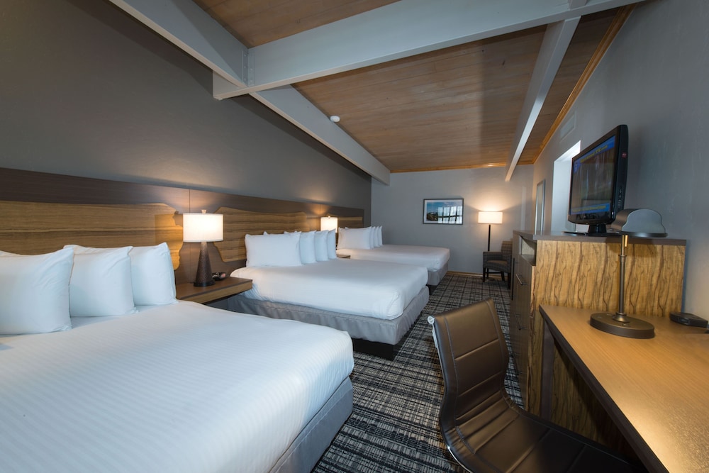Best Western Antlers 8/29
