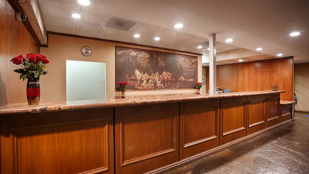 SureStay Plus Hotel by Best Western Reno Airport 6/91