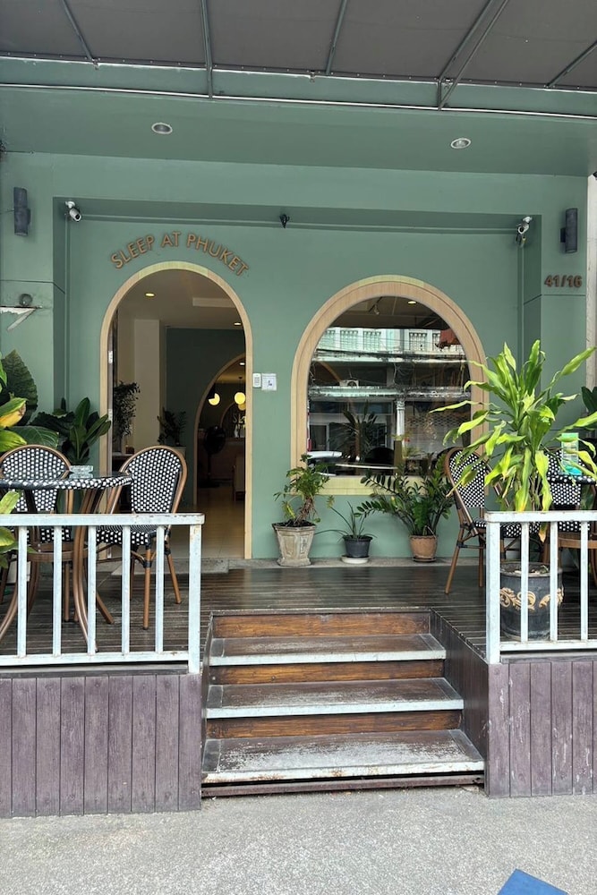 Sleep At Phuket 6/50
