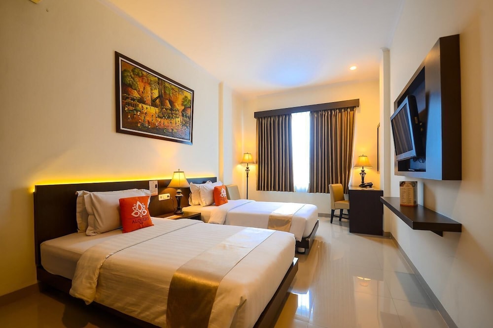 ALQUEBY HOTEL 13/47