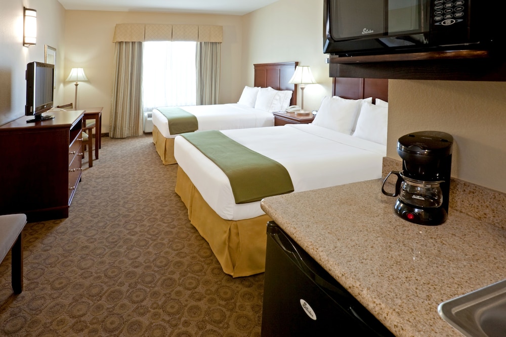 Holiday Inn Express Hotel And Suites Cedar Hill 27/69