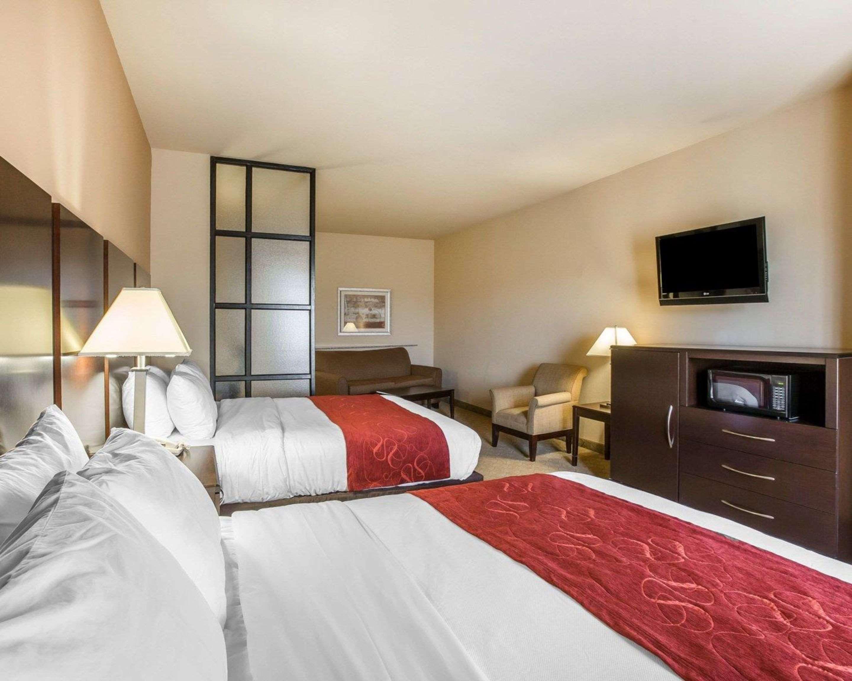 SUITE, 2 QUEEN BEDS, ACCESSIBLE