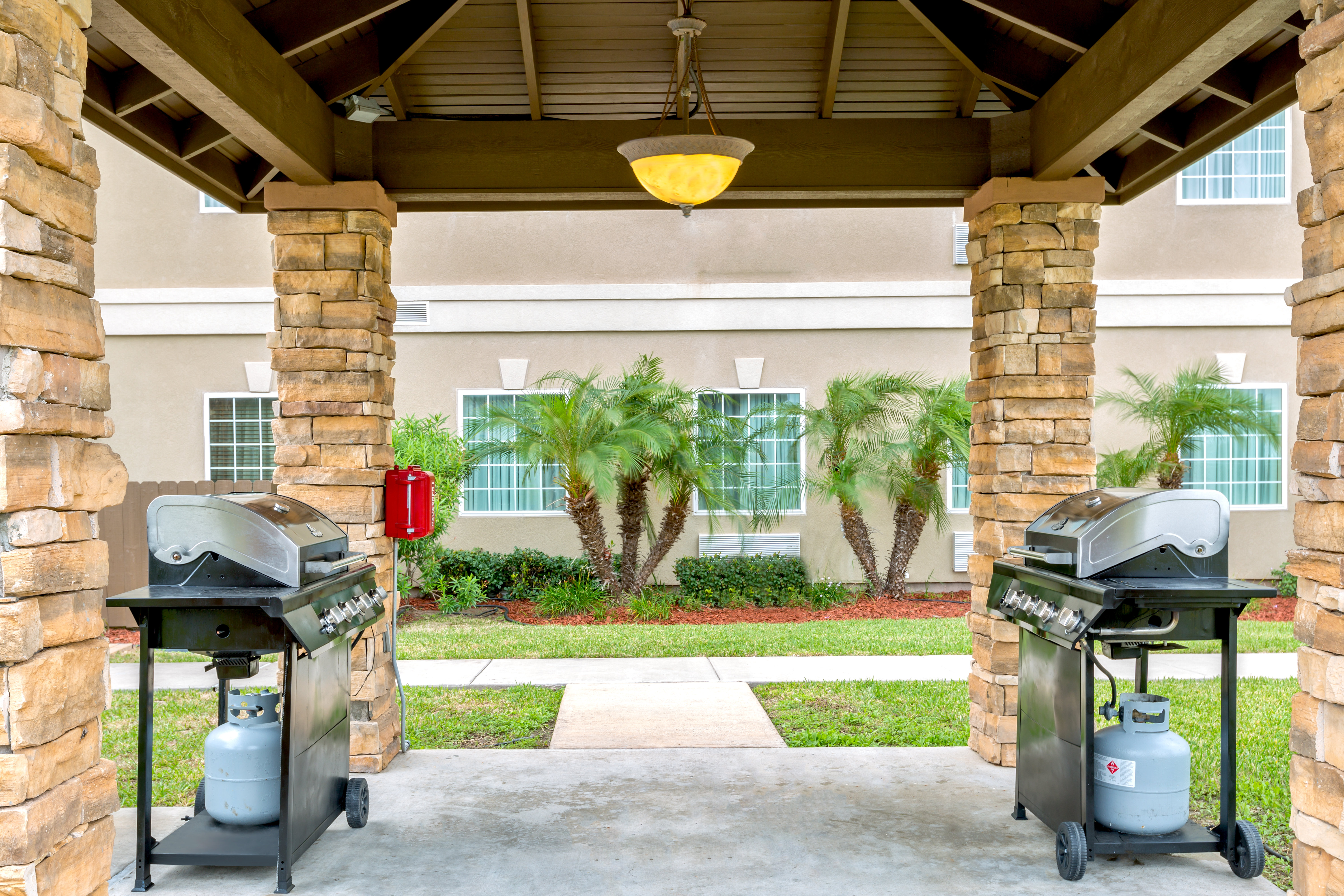 STAYBRIDGE SUITES BROWNSVILLE 14/73