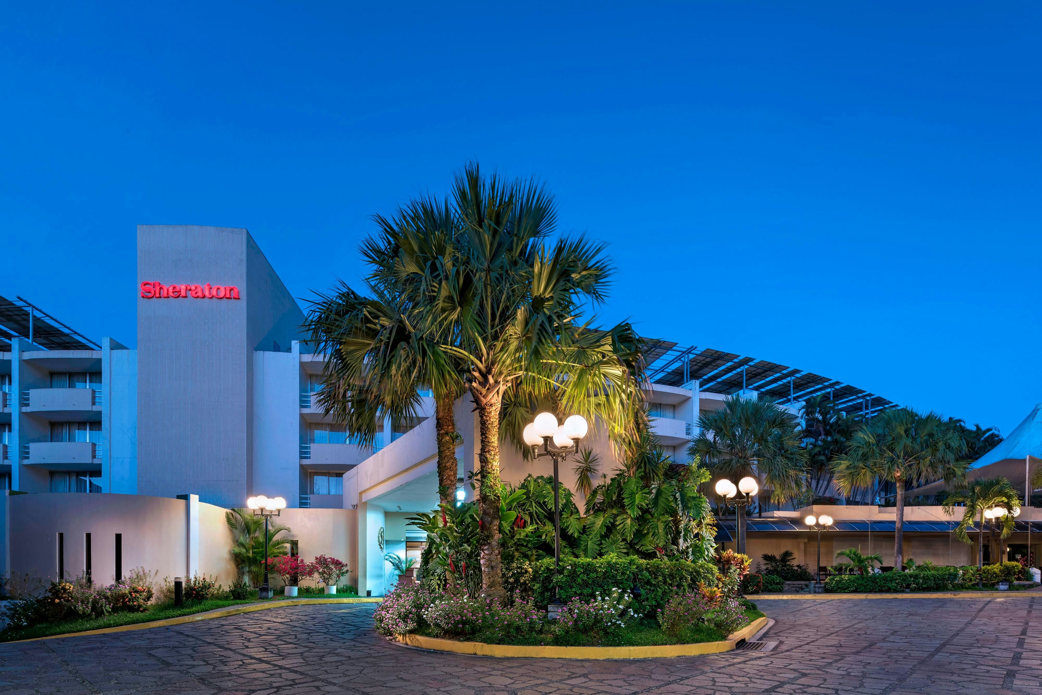 SHERATON PRESIDENTE SAN SALVADOR HOTEL 1/14