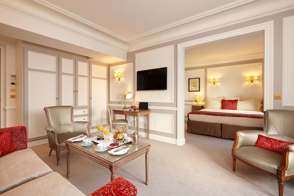 Hotel Regina Louvre 39/60
