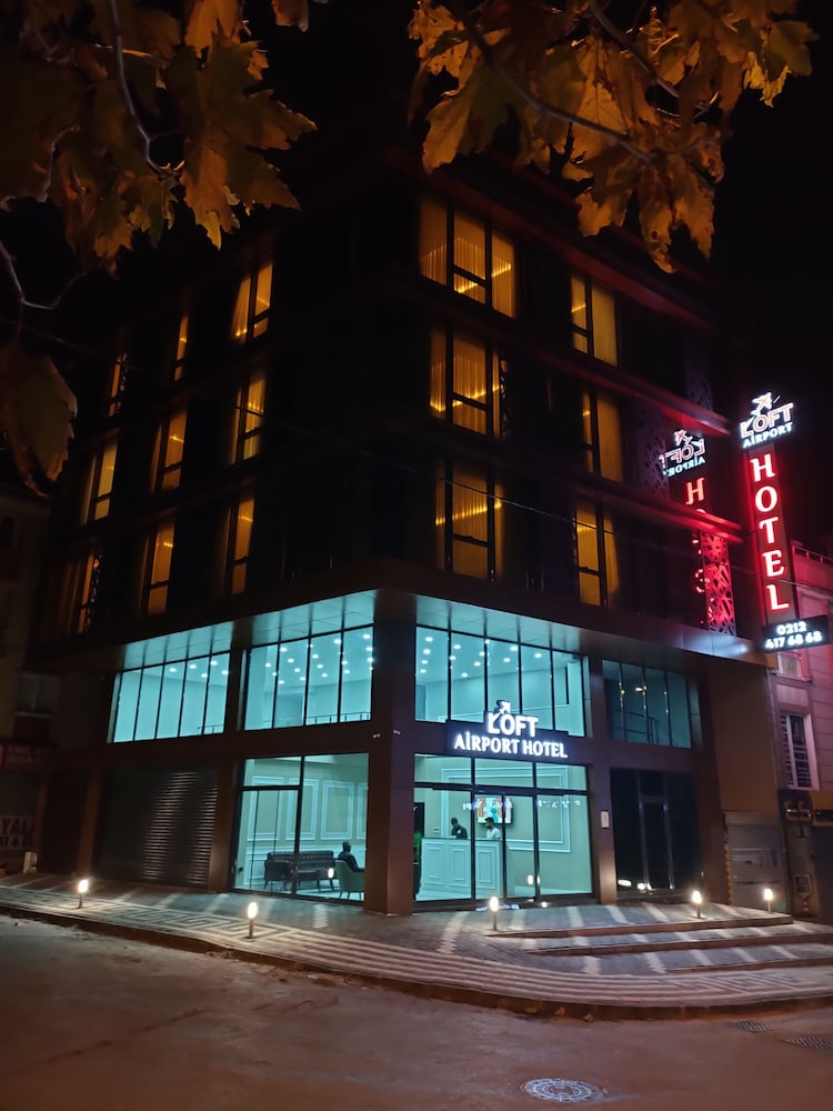 Loft Airport Hotel 1/19