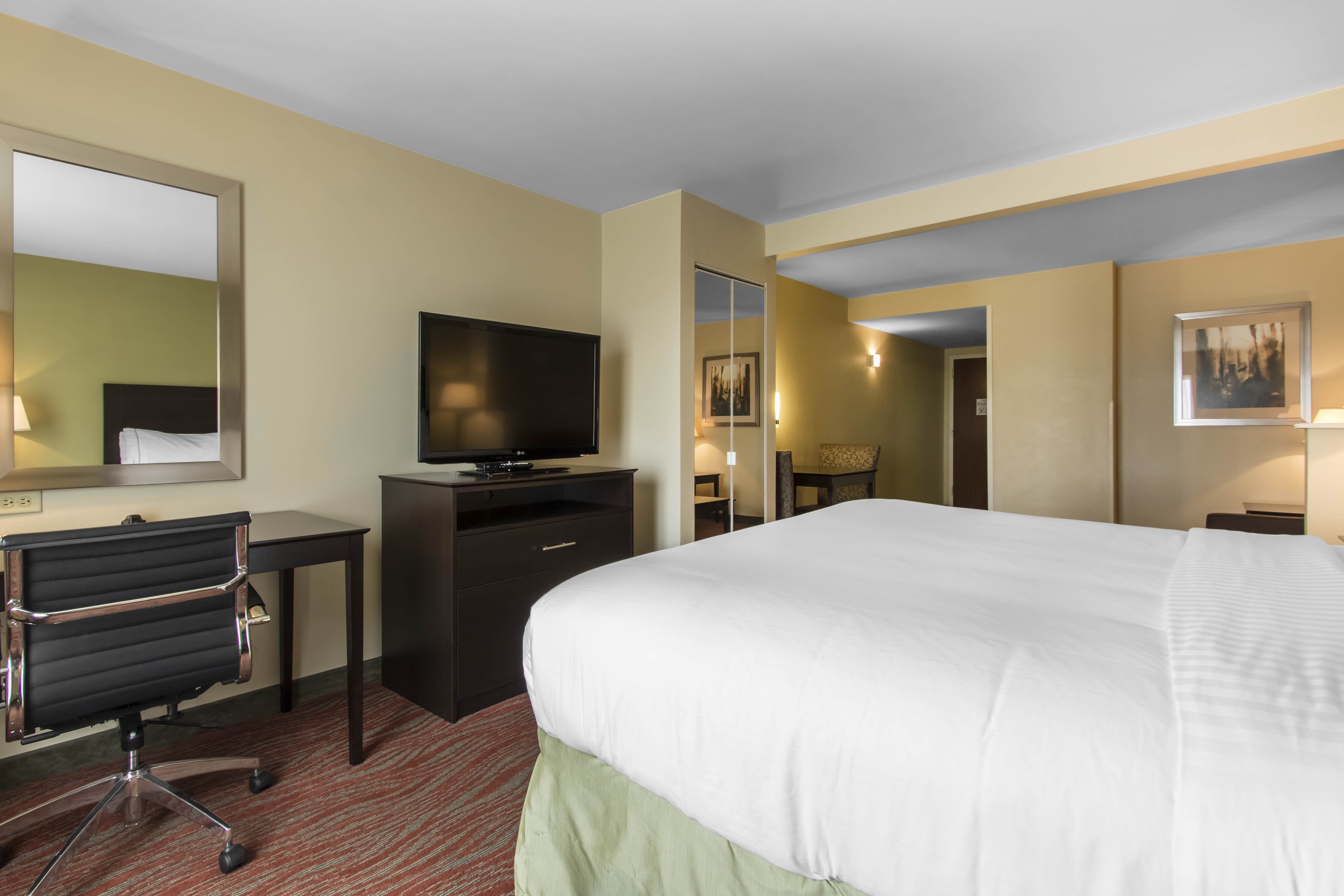 Holiday Inn Express Hotel Suites Cullman 10/38