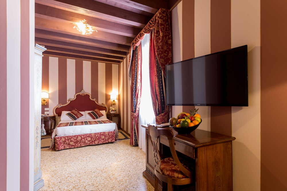 Hotel Tiziano 30/72