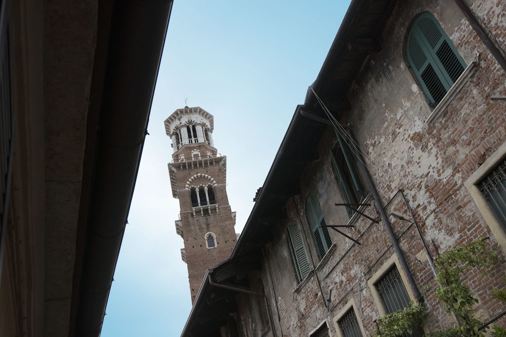 Albergo Mazzanti 55/60