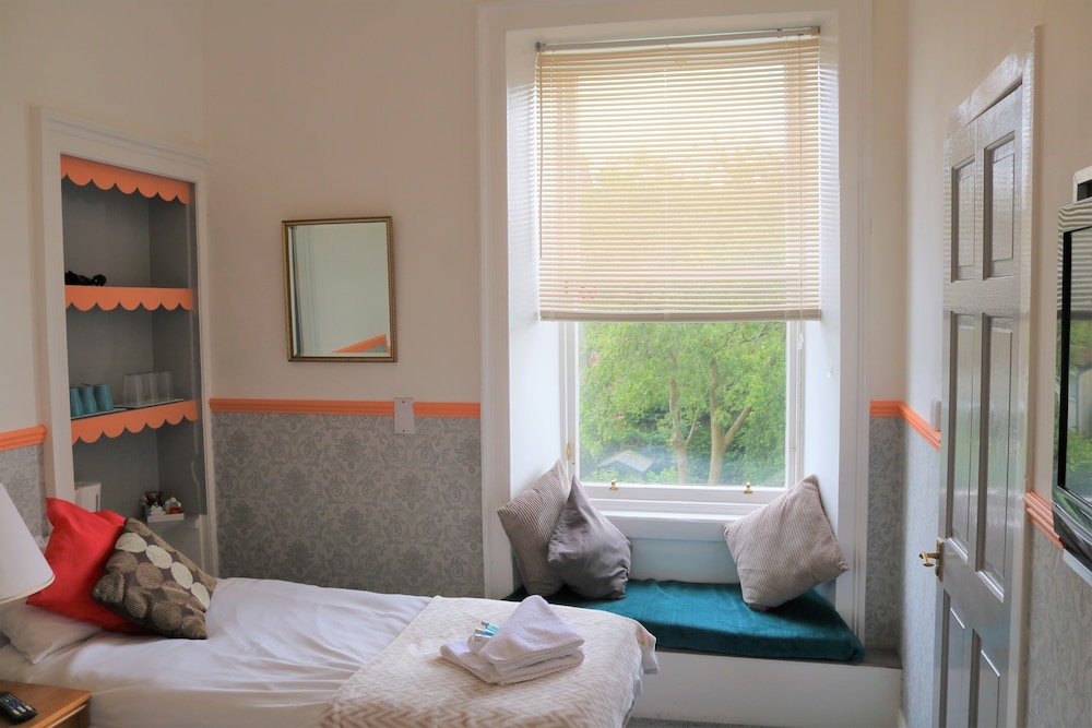 Valentine City Centre Guest House 17/50
