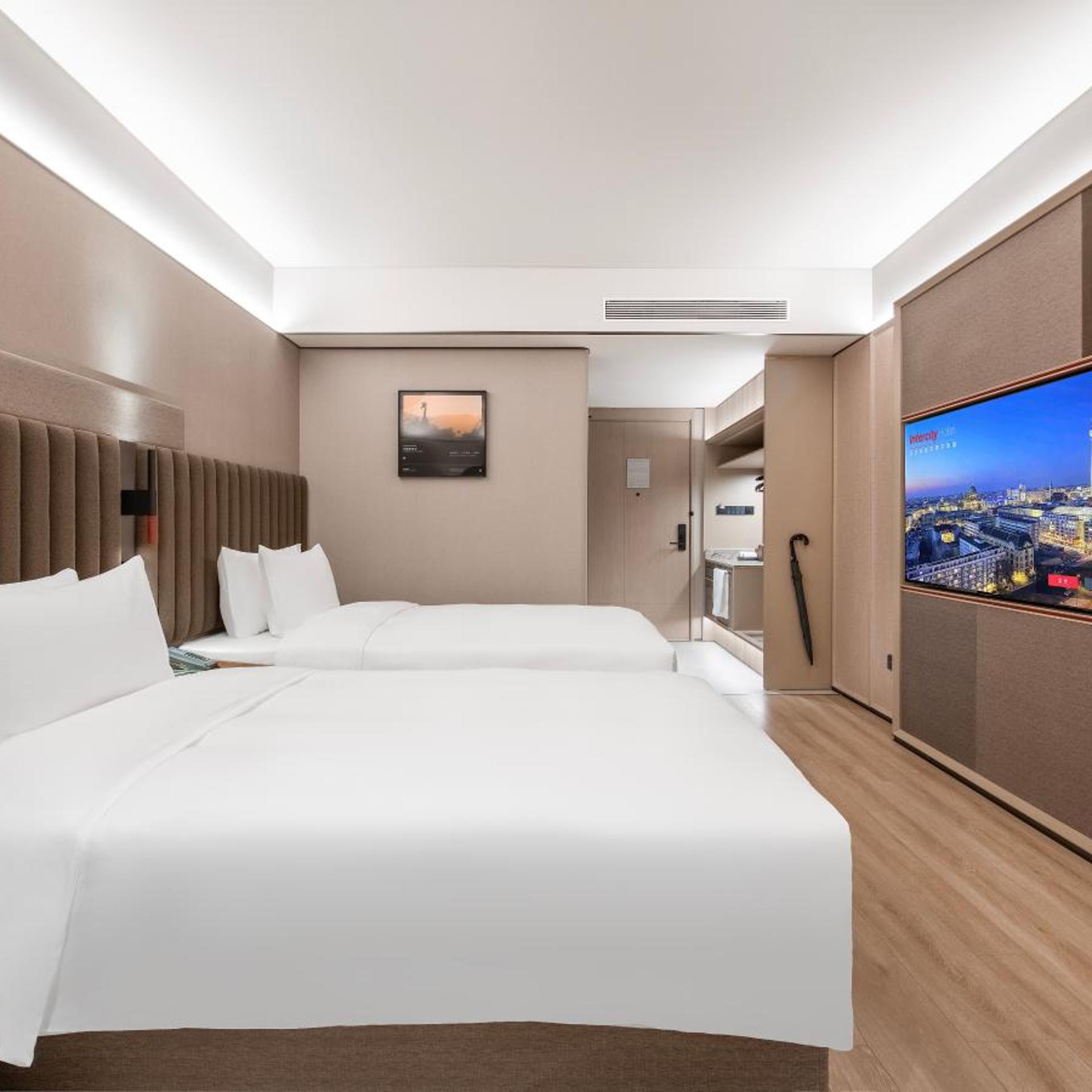 Deluxe, Twin Beds