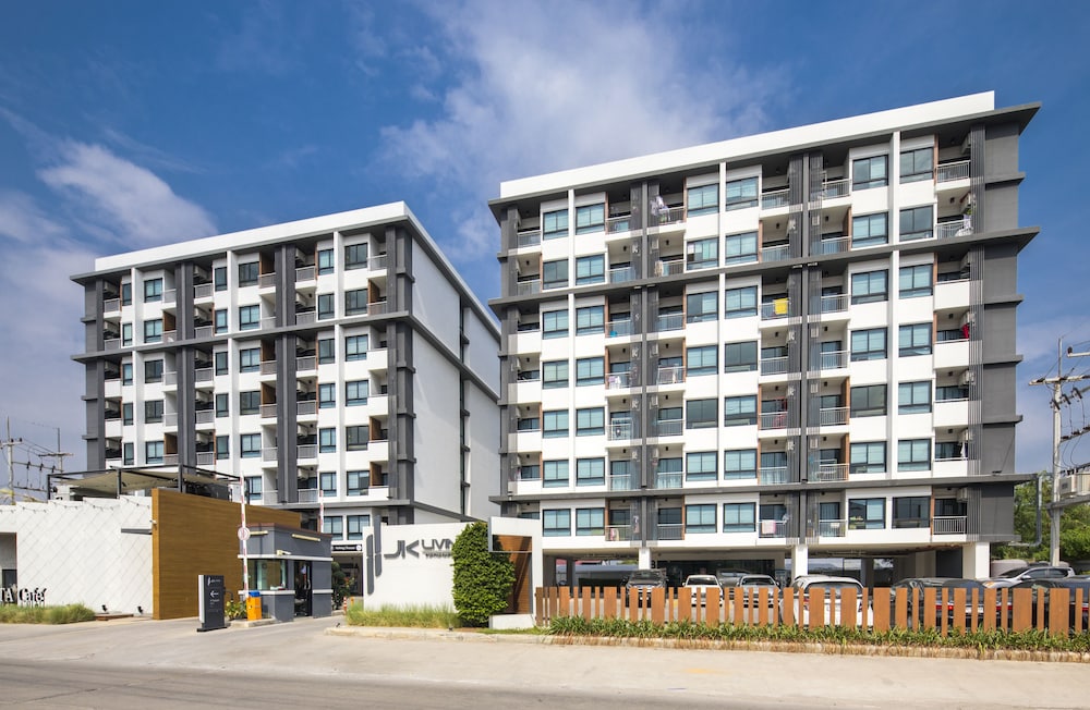 JK Living Hotel and Service Apartment 5/67