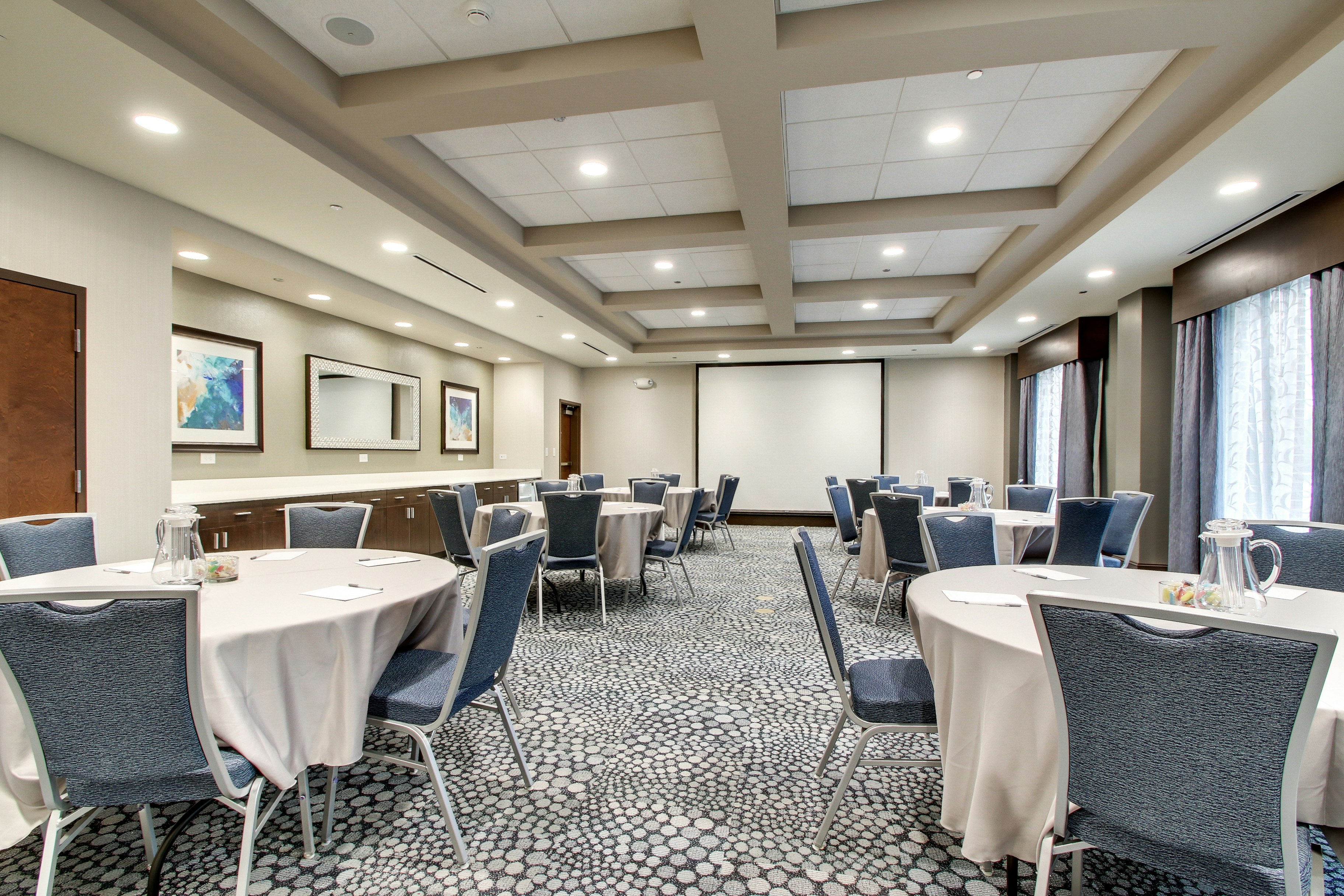 Hampton Inn Suites Greenville Airport 50/56