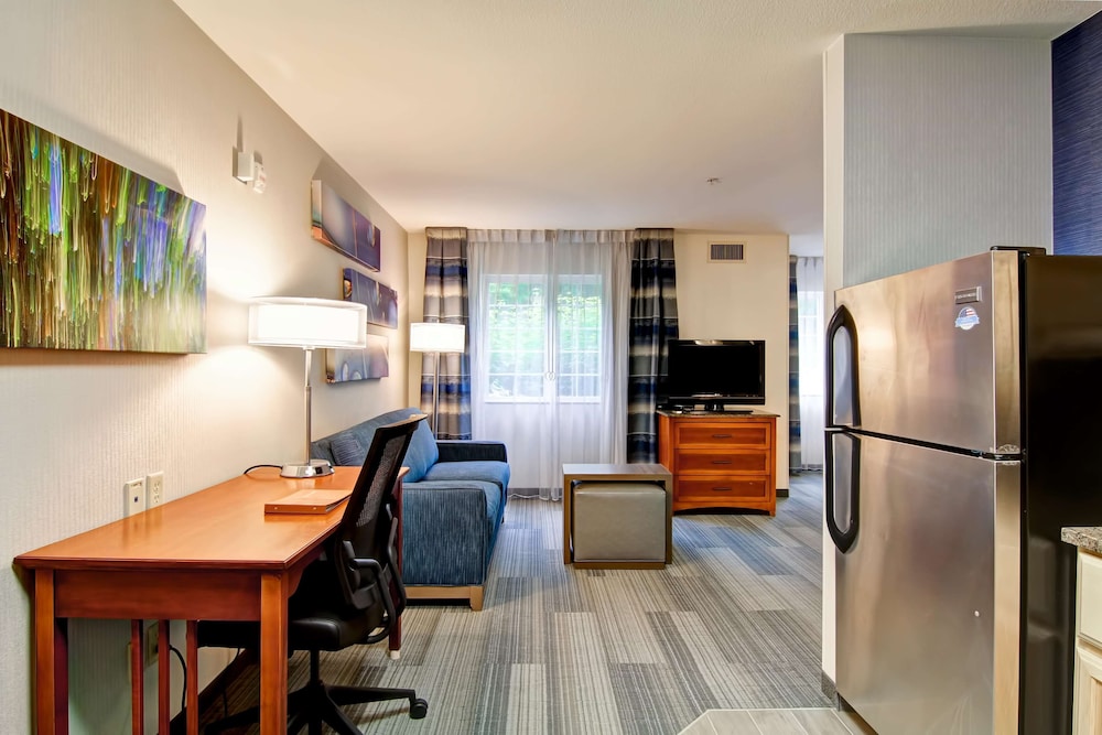 Homewood Suites By Hilton Stratford 35/51
