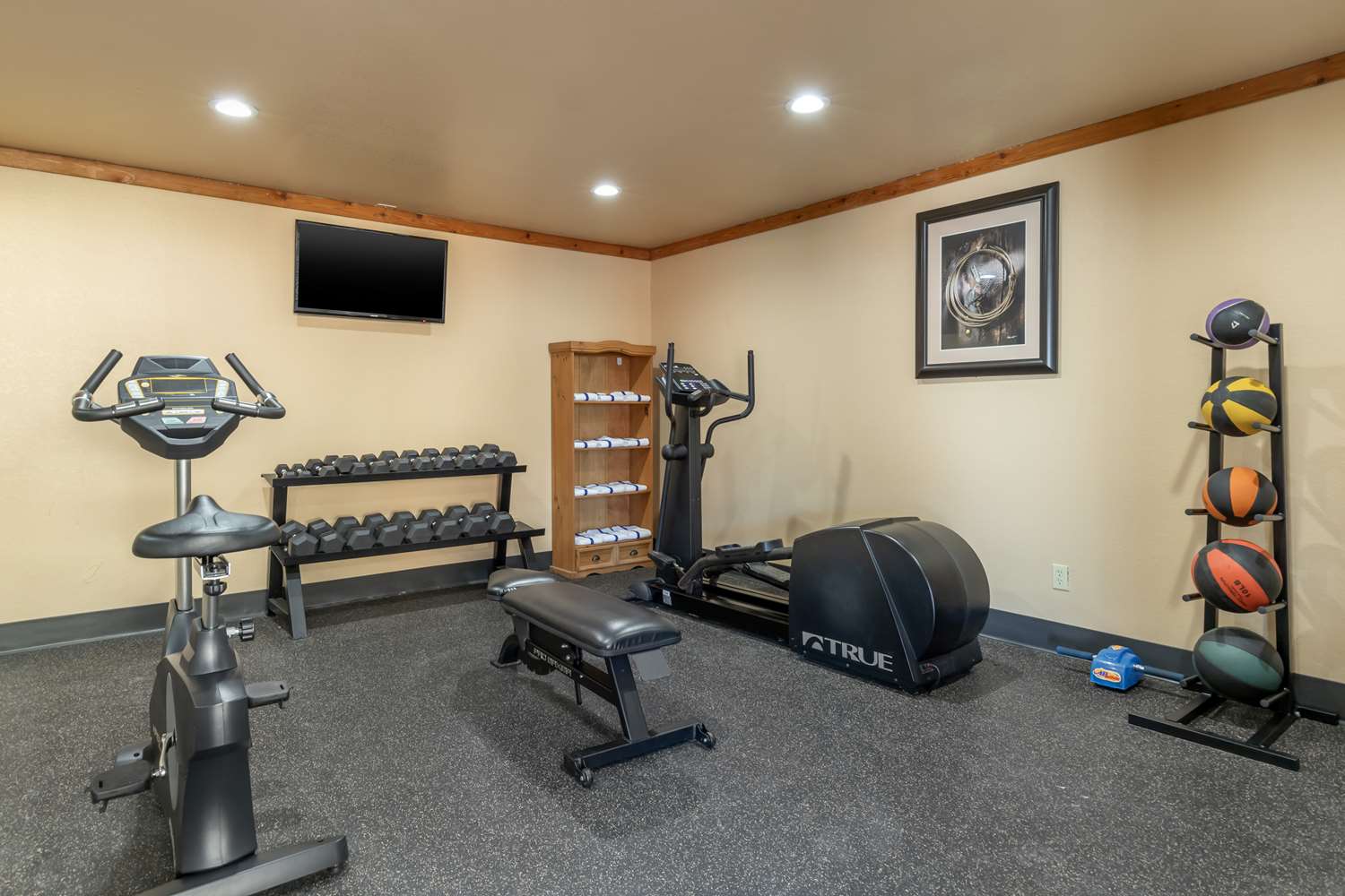 Best Western Windwood Inn & Suites 20/36