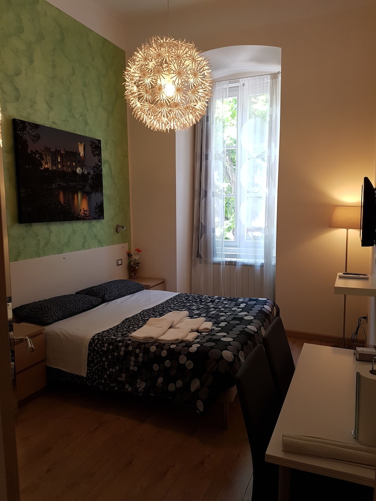 Rooms Boutique Carducci 17/50
